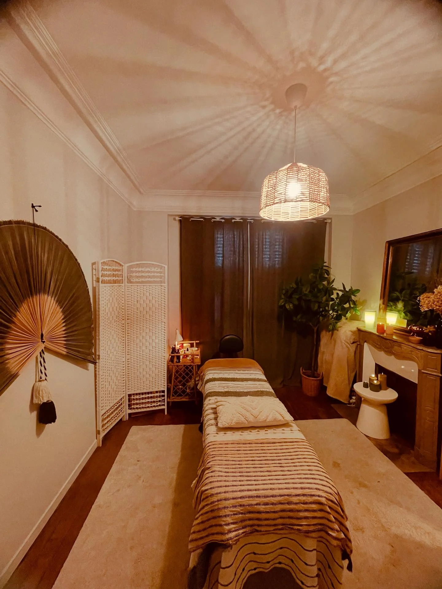 Salon massage Kobido Colombes - ambiance zen avec éclairage tamisé